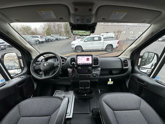2025 Ram ProMaster 3500 Cargo Van photo 2