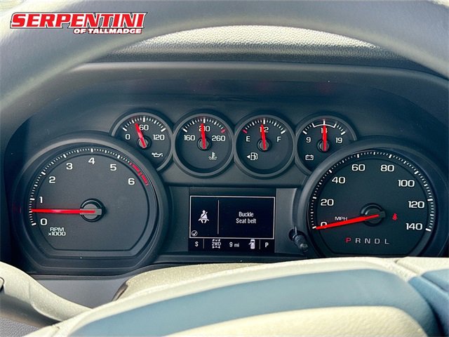 2025 Chevrolet Silverado 2500HD Custom photo 10
