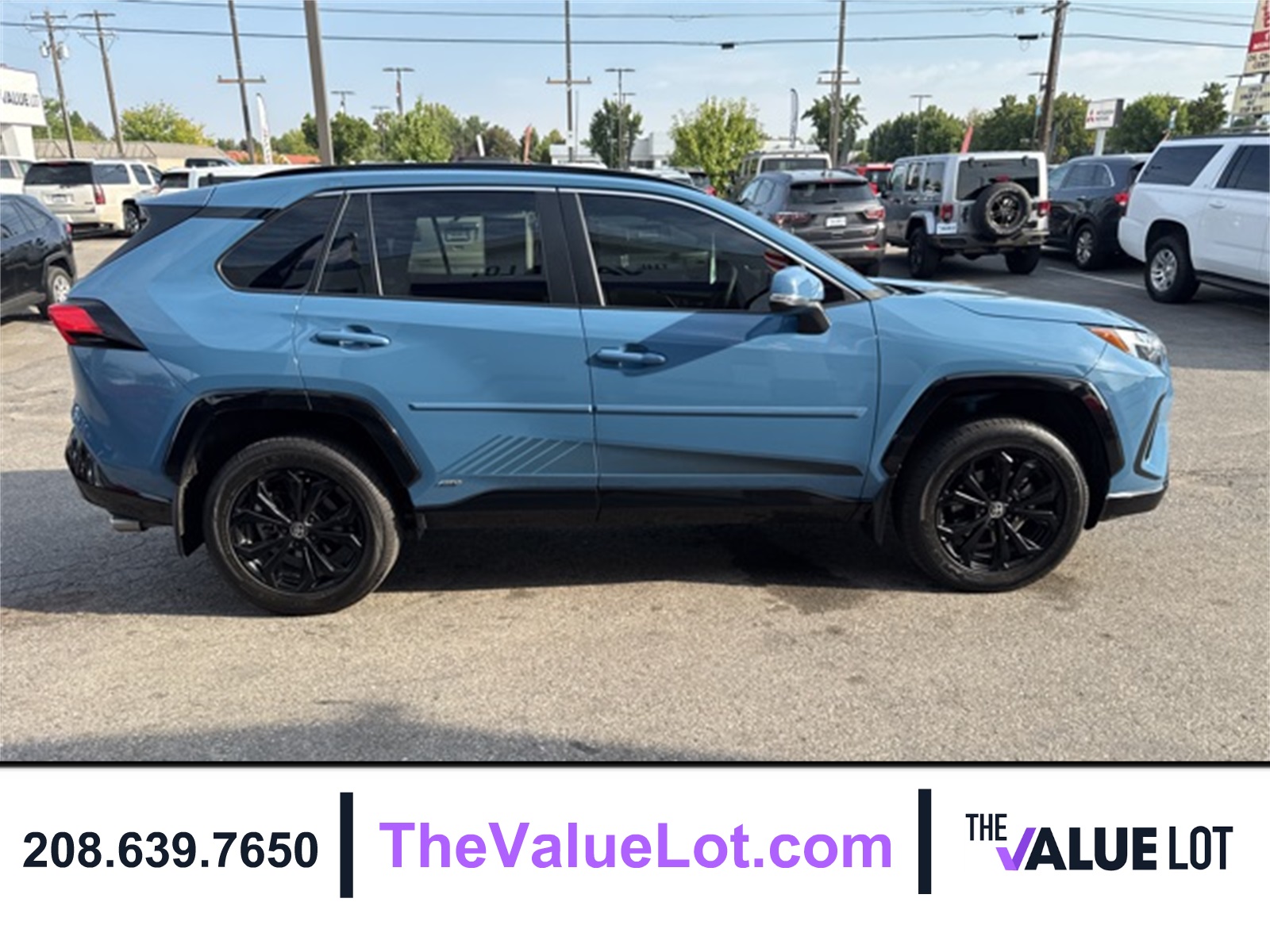 2023 Toyota RAV4 Hybrid SE photo 2