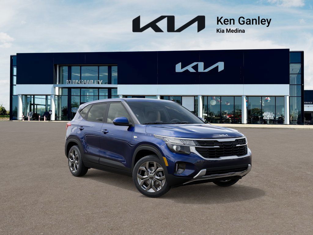 2026 Kia Seltos LX photo 6