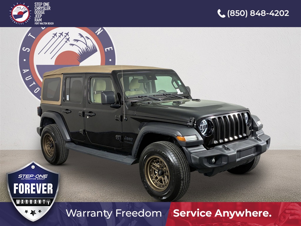 2020 Jeep Wrangler Unlimited Black and Tan