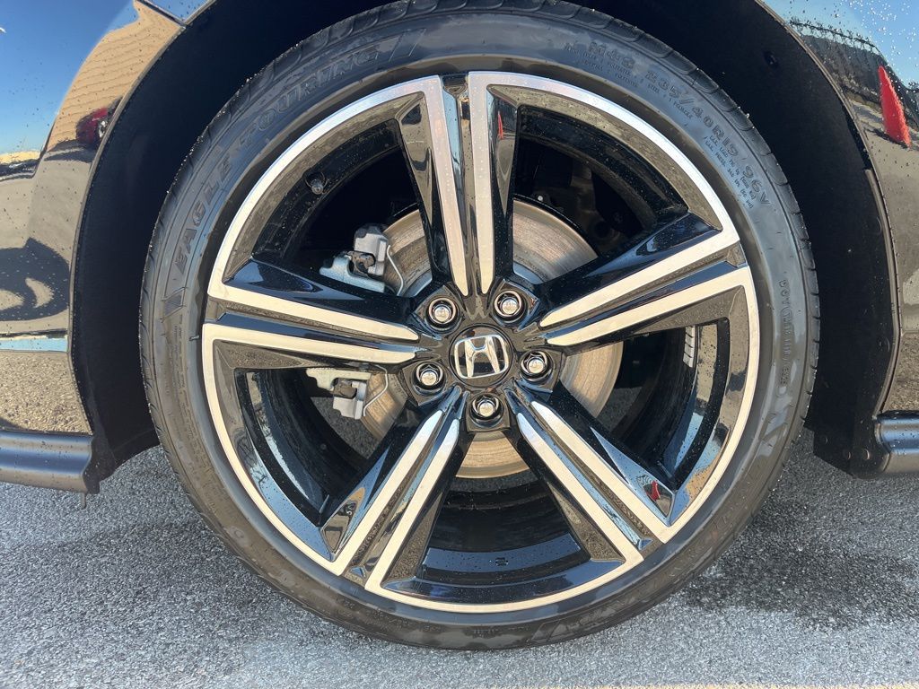 2025 Honda Accord Hybrid Sport photo 3