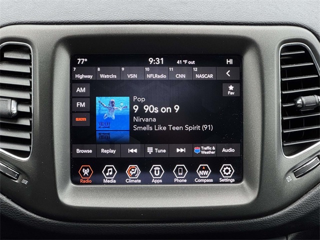 2020 Jeep Compass Trailhawk photo 3