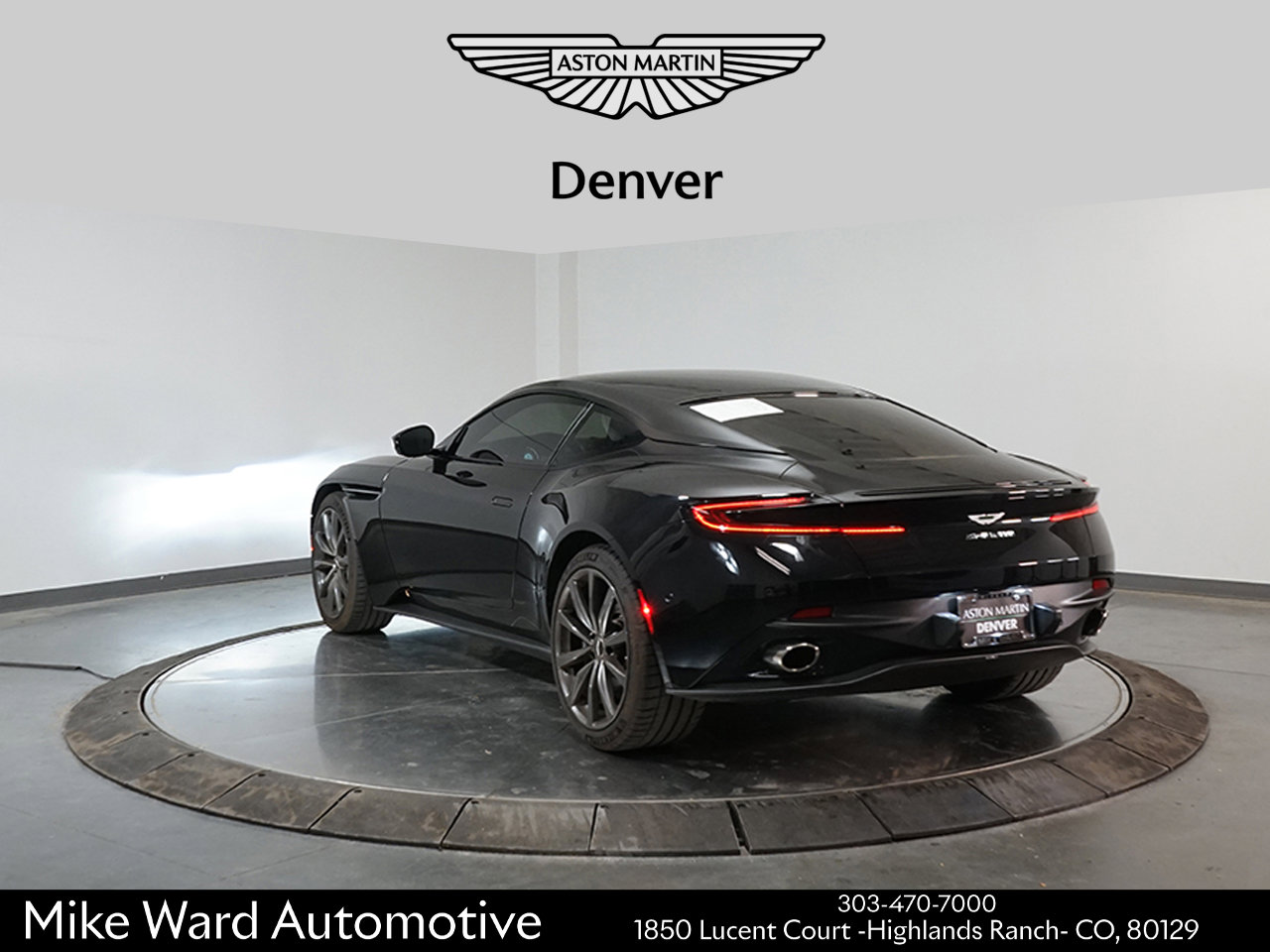 2018 Aston Martin DB11 photo 3