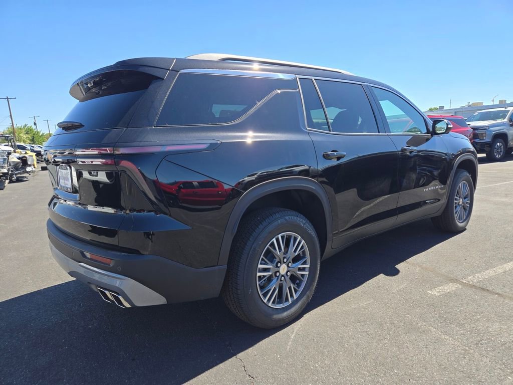 2026 Chevrolet Traverse photo 4