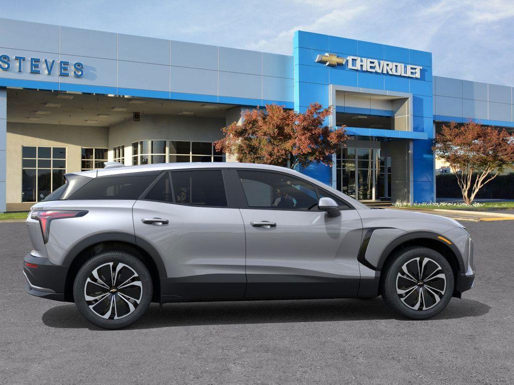 2026 Chevrolet Blazer EV photo 5