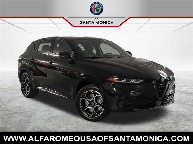 2025 Alfa Romeo Tonale Base's photo