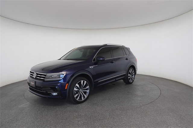 2021 Volkswagen Tiguan SEL Premium R-Line photo 2