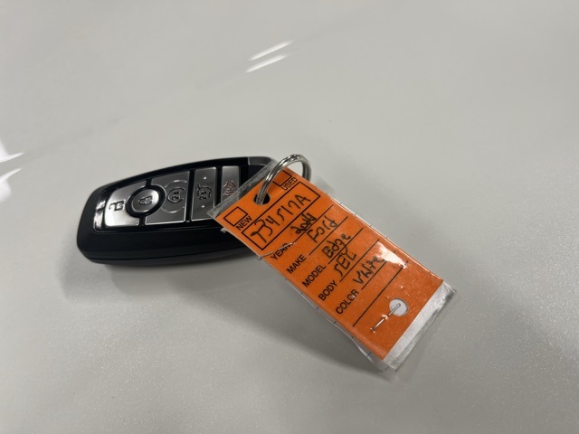 2024 Ford Edge SEL photo 23