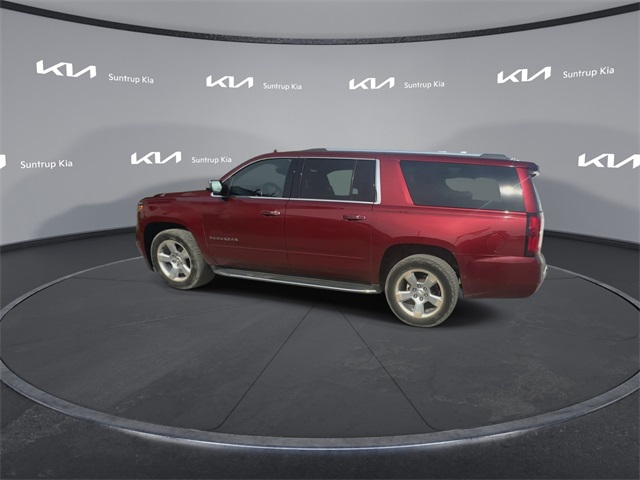 2018 Chevrolet Suburban Premier photo 11