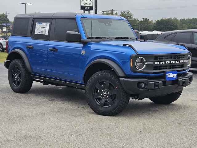 2025 Ford Bronco Big Bend photo 2