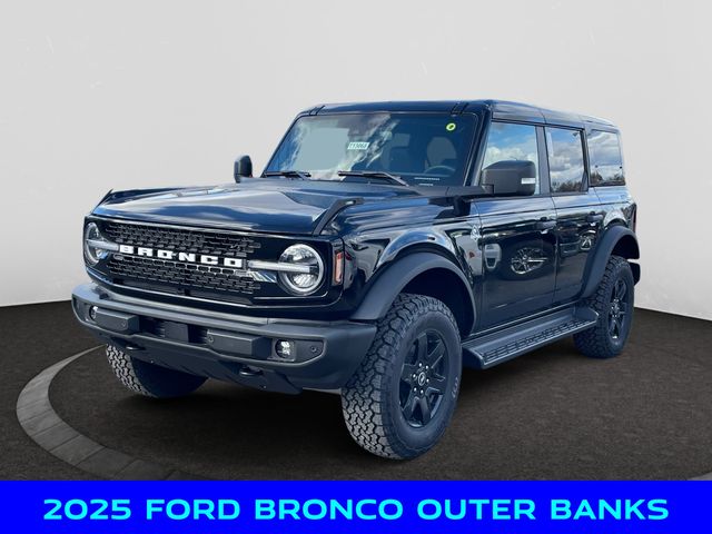 2025 Ford Bronco 4-Door Outer Banks's photo