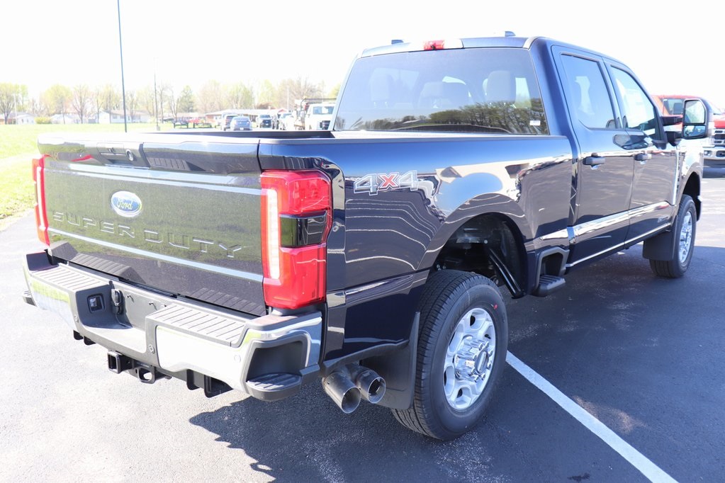 2025 Ford F-350 XLT photo 15