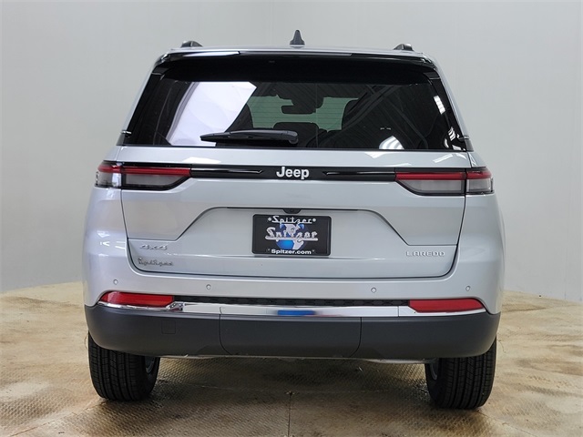 2025 Jeep Grand Cherokee Laredo X photo 5