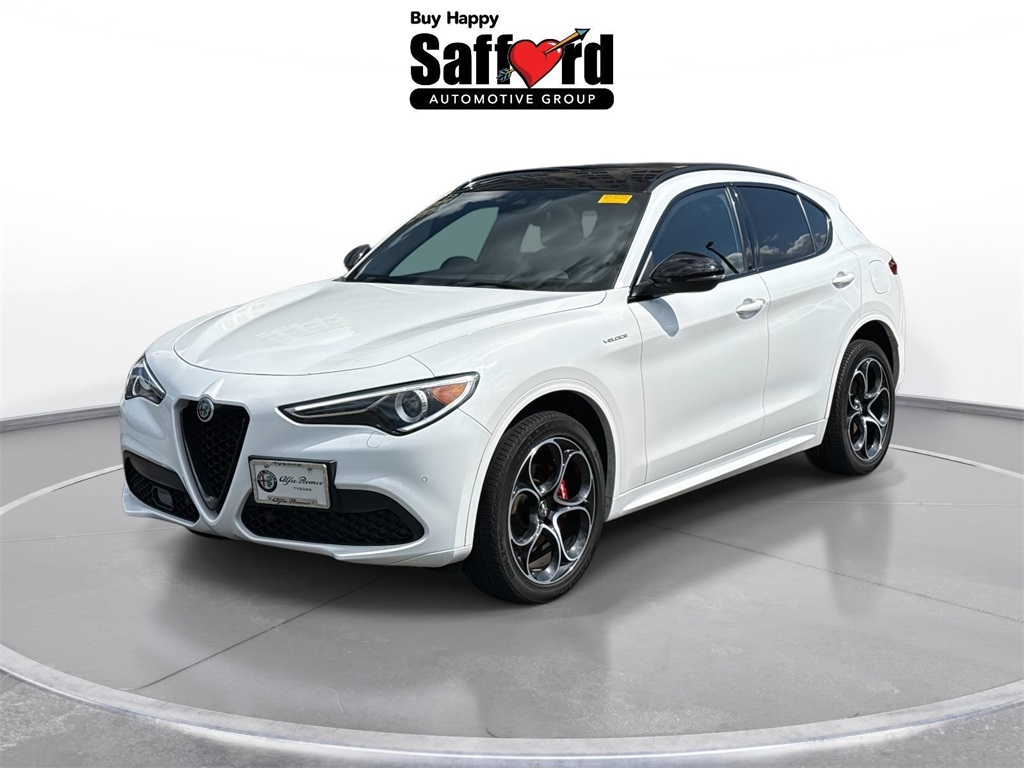 2022 Alfa Romeo Stelvio