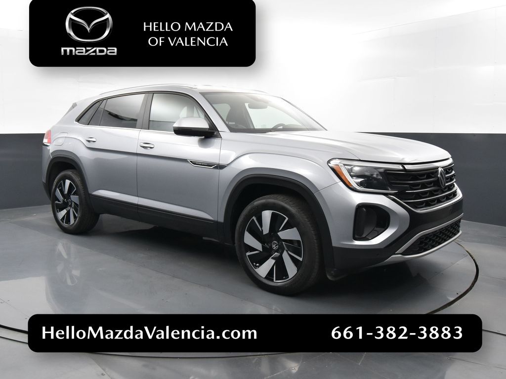 2024 Volkswagen Atlas Cross Sport SE's photo