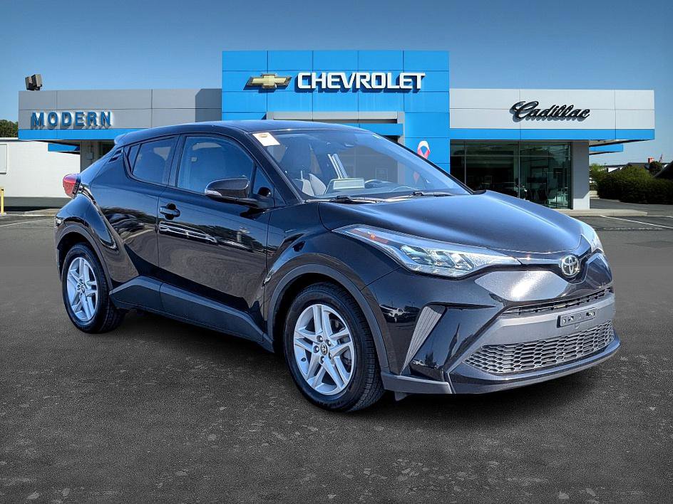 2021 Toyota C-HR LE photo 4