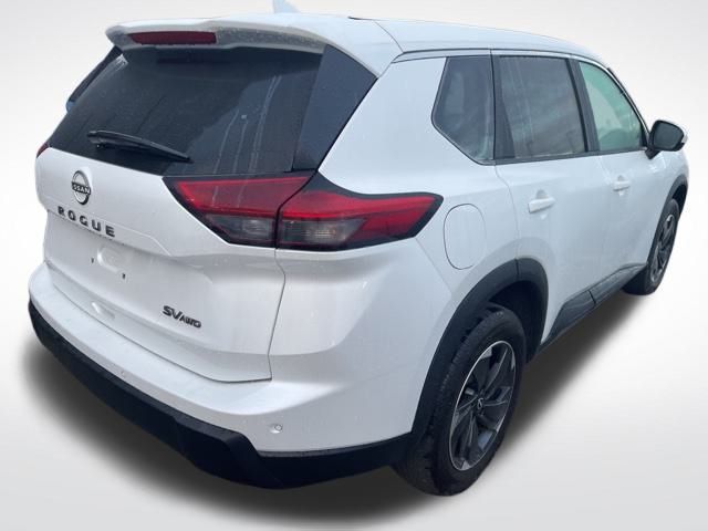 2024 Nissan Rogue SV photo 6