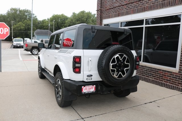 2022 Ford Bronco Outer Banks photo 7