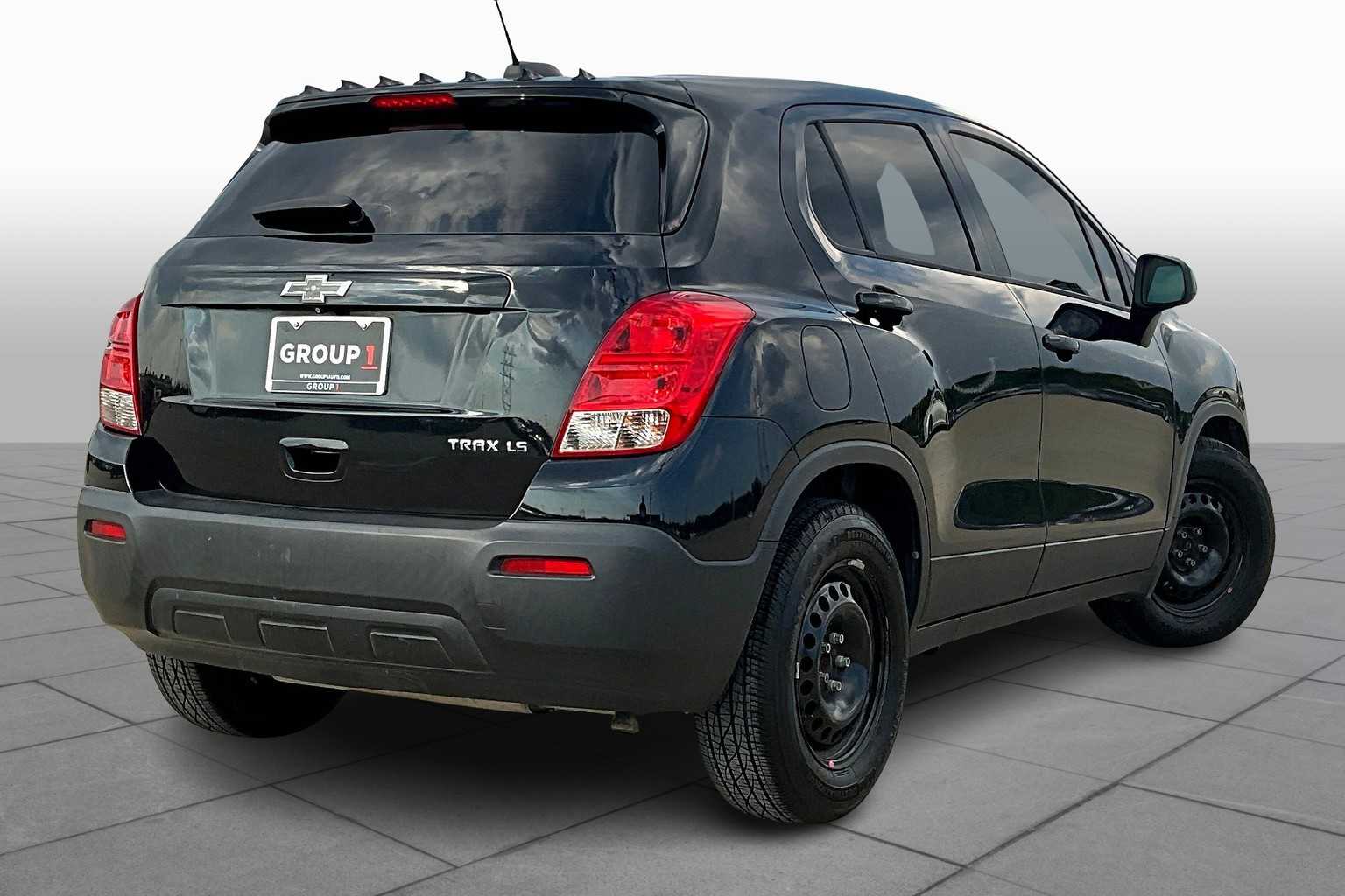 2016 Chevrolet Trax LS photo 11