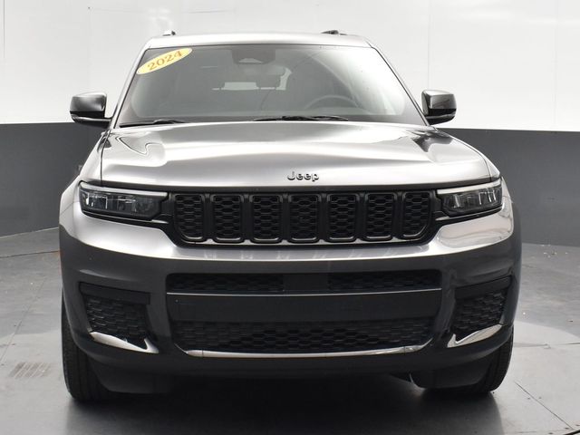 2024 Jeep Grand Cherokee Altitude photo 12