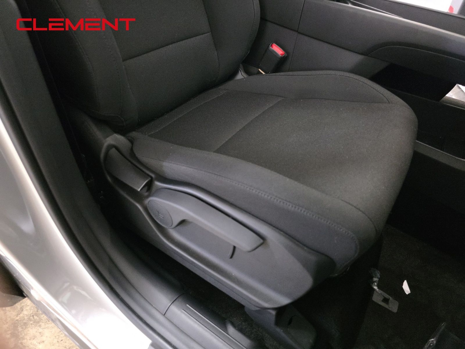 2025 Hyundai Santa Fe SE photo 26
