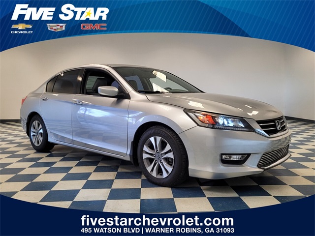 2015 Honda Accord LX's photo