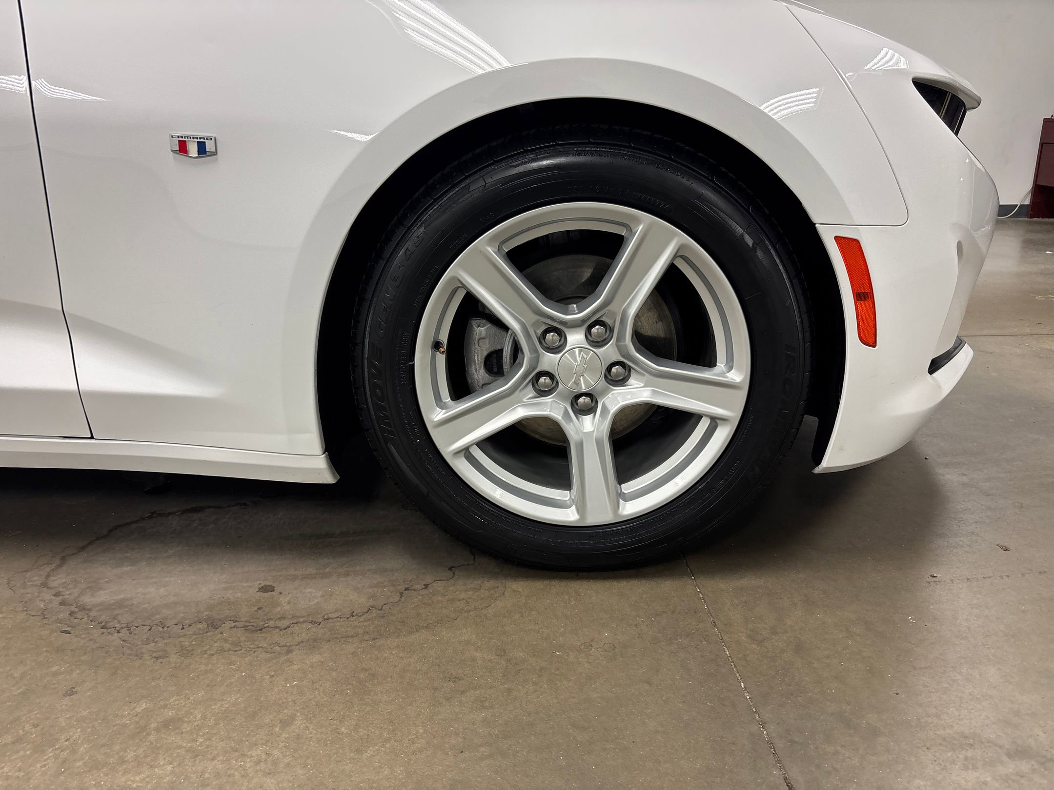 2023 Chevrolet Camaro 1LT photo 22