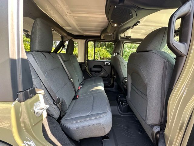 2025 Jeep Wrangler Sport S photo 29