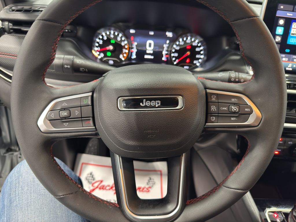 2024 Jeep Compass Trailhawk photo 16