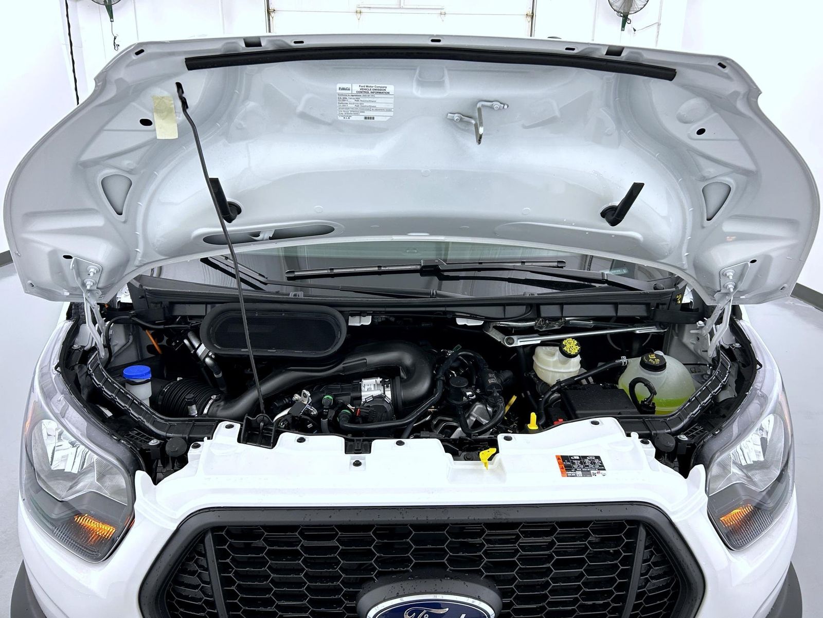2025 Ford Transit photo 17