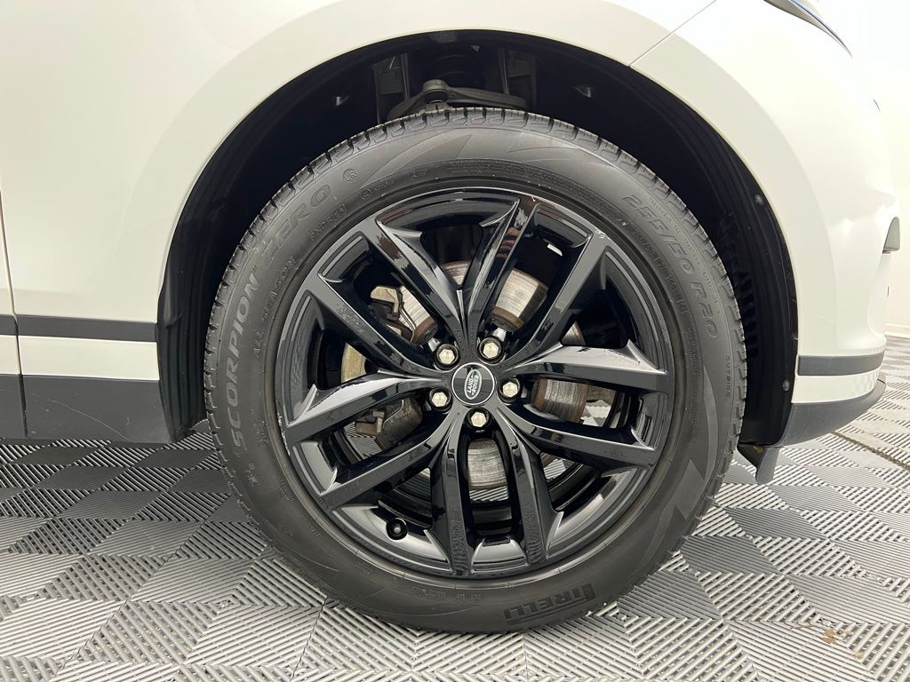 2024 Land Rover Range Rover Velar S photo 38