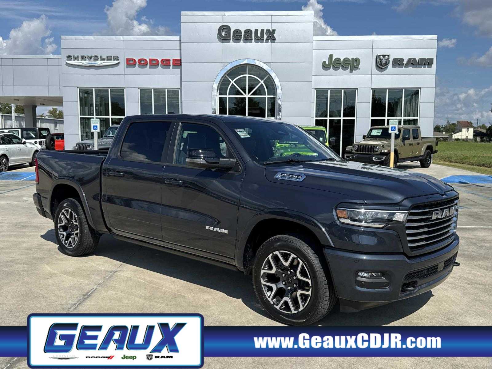 2026 RAM Ram 1500 Pickup Laramie's photo