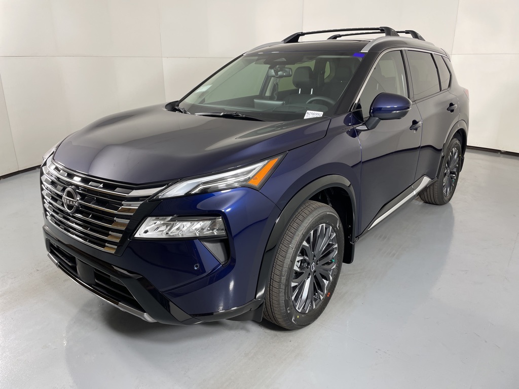 2025 Nissan Rogue Platinum photo 4