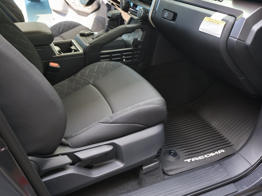 2025 Toyota Tacoma SR5 4x4 Double Cab photo 27
