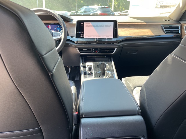2026 Volkswagen Atlas SE Technology photo 16