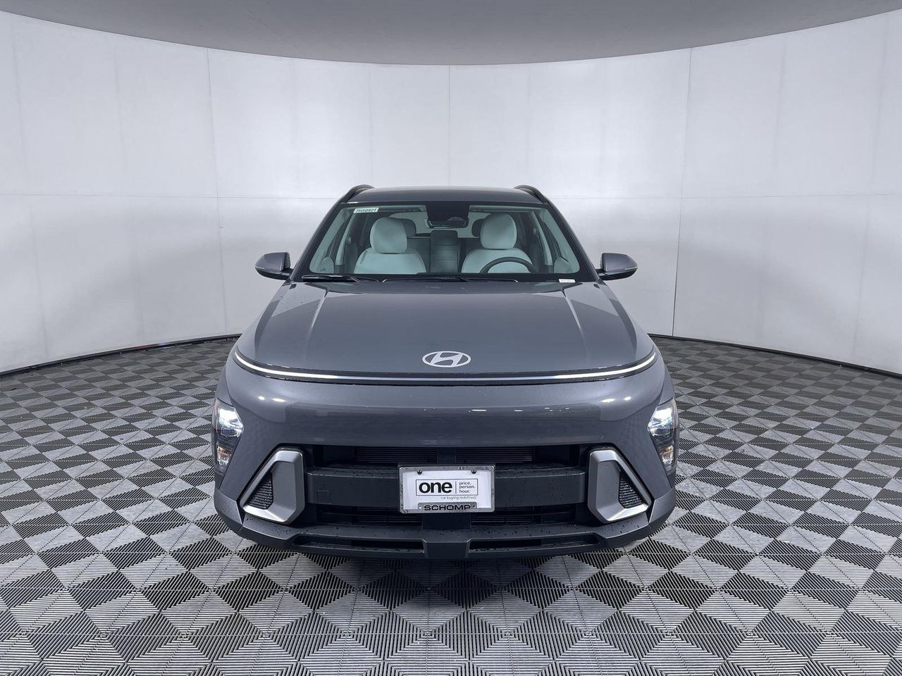 2025 Hyundai Kona SEL photo 2
