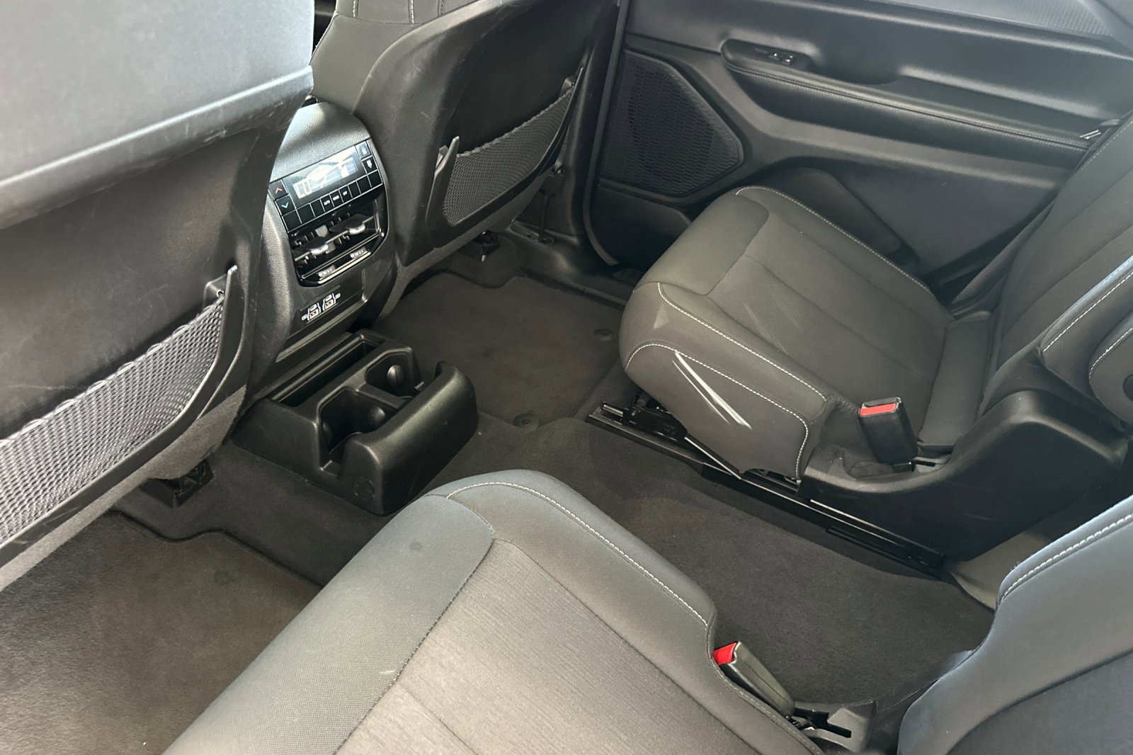 2023 Jeep Grand Cherokee Laredo Sport photo 11