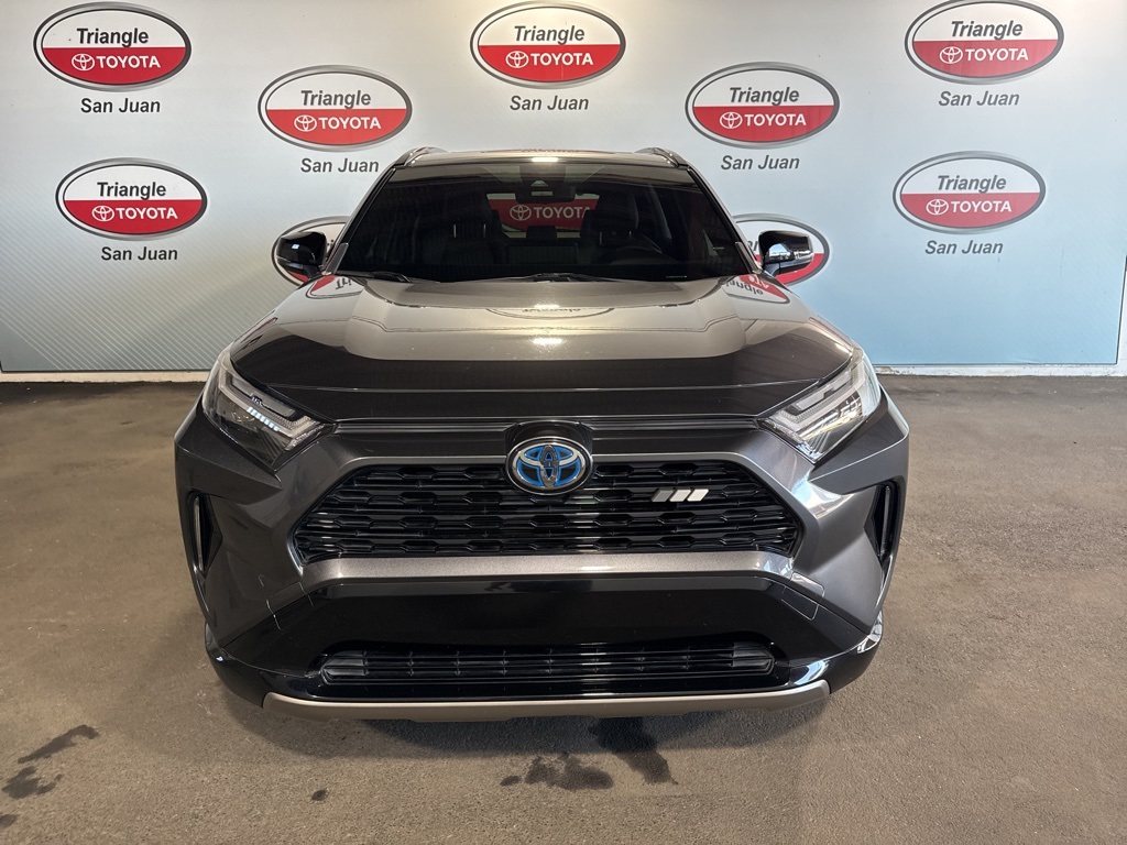 2022 Toyota RAV4 Hybrid XSE photo 2