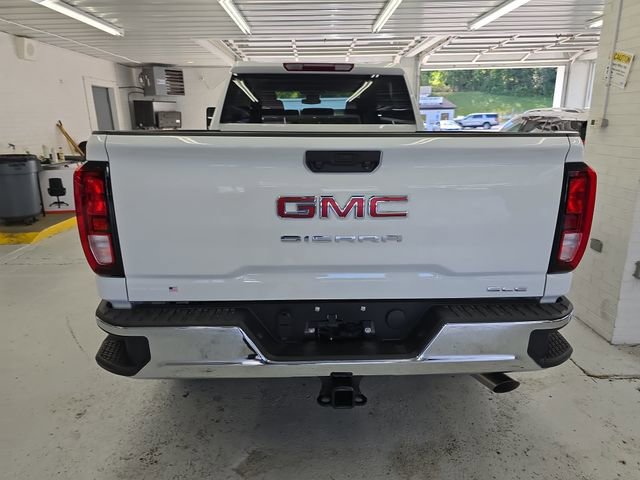 2025 Gmc Sierra 2500 HD SLE photo 3