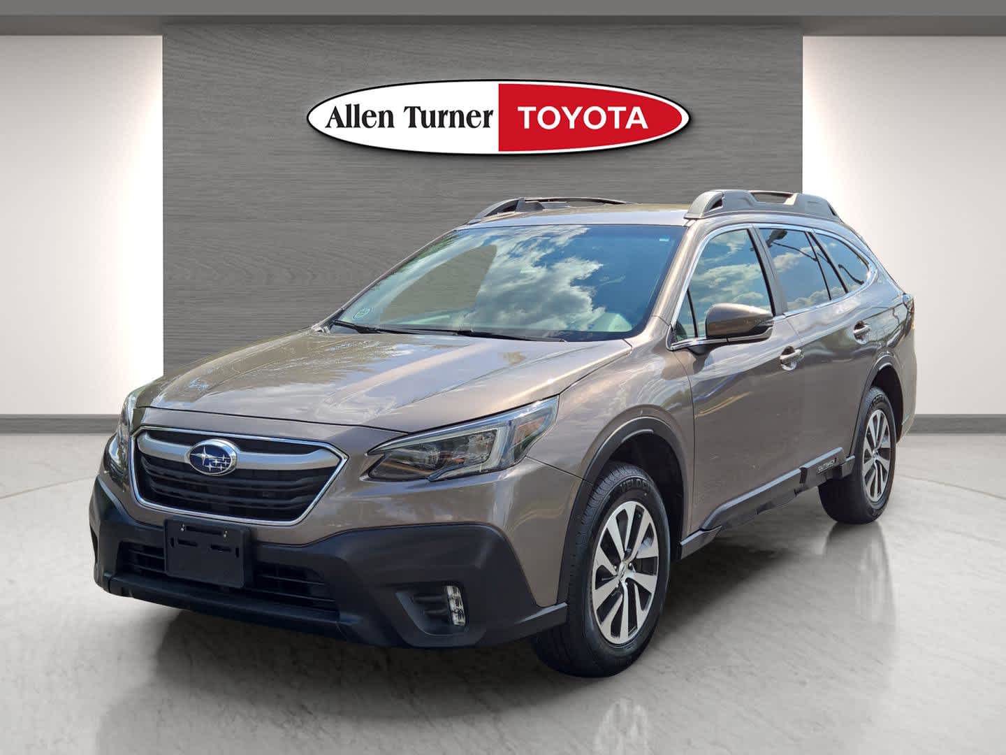 2022 Subaru Outback Premium photo 3