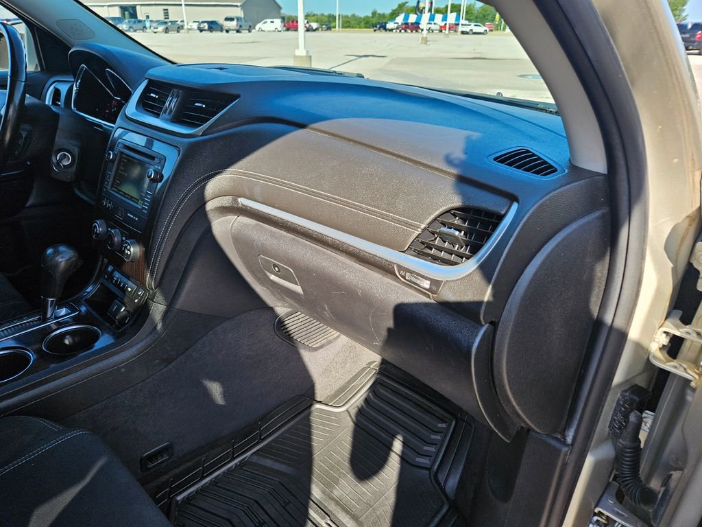 2017 Chevrolet Traverse 1LT photo 33