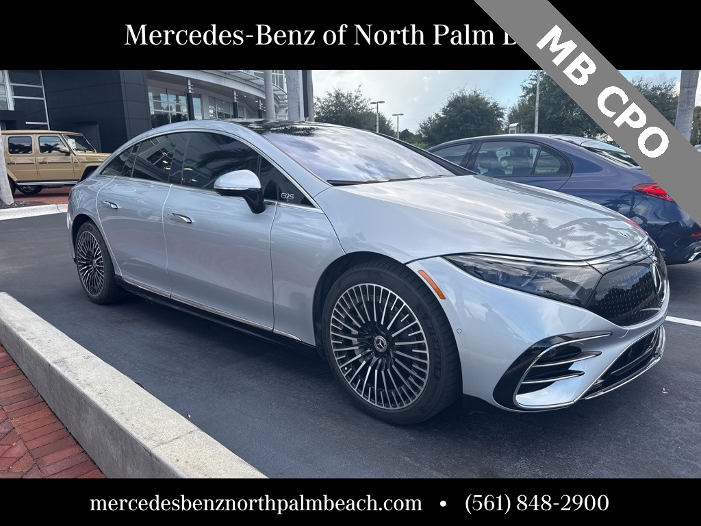 2022 Mercedes Benz EQS Sedan 450 photo 2