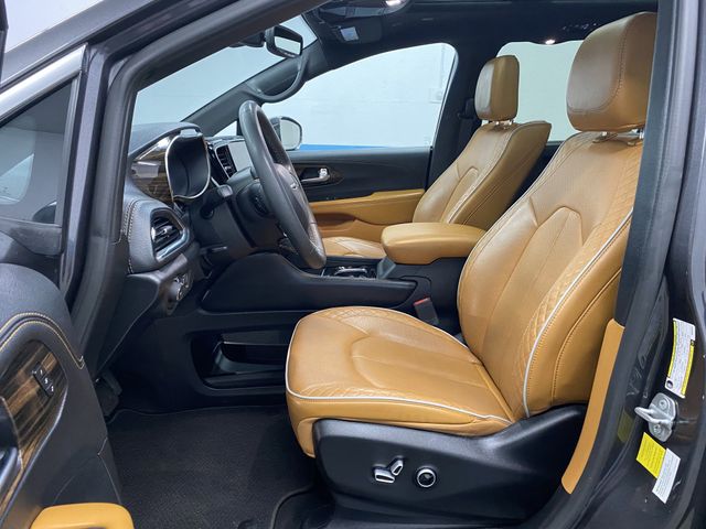 2022 Chrysler Pacifica Pinnacle photo 4