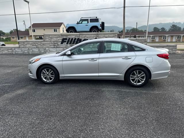Used 2015 Hyundai Sonata SE with VIN 5NPE24AFXFH006247 for sale in Boscobel, WI