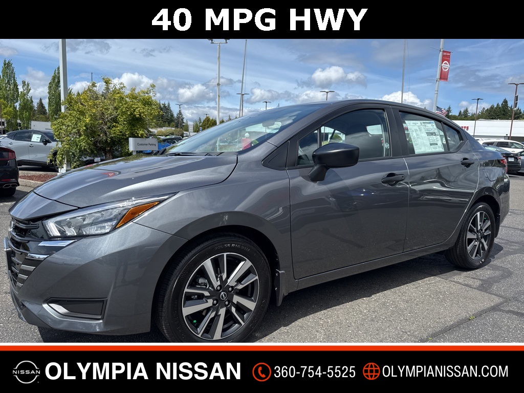 2025 Nissan Versa S photo 4