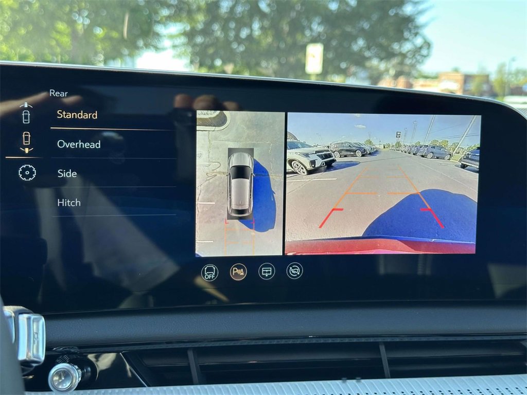 2025 Cadillac Optiq Sport photo 21