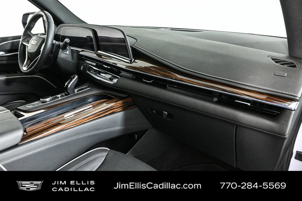 2022 Cadillac Escalade Premium Luxury photo 21