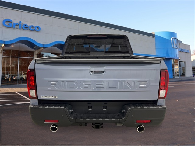 2026 Honda Ridgeline Black Edition photo 3