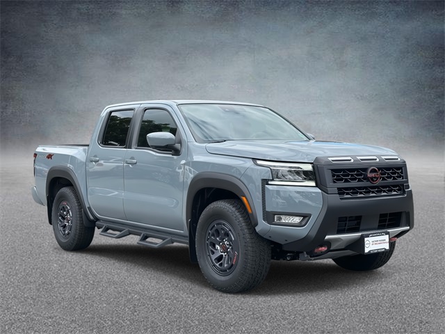 2025 Nissan Frontier PRO-4X's photo